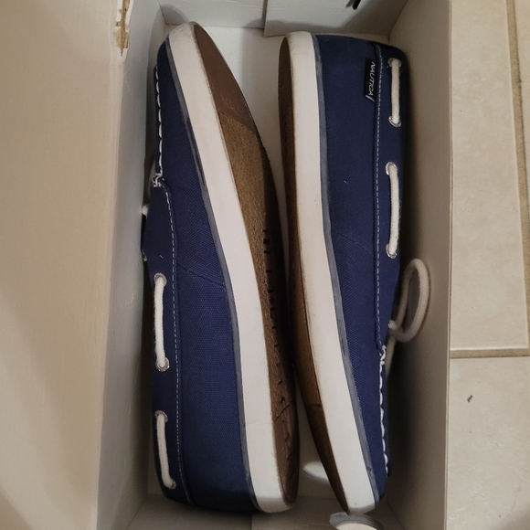 Shoes - Picture 6 of 6